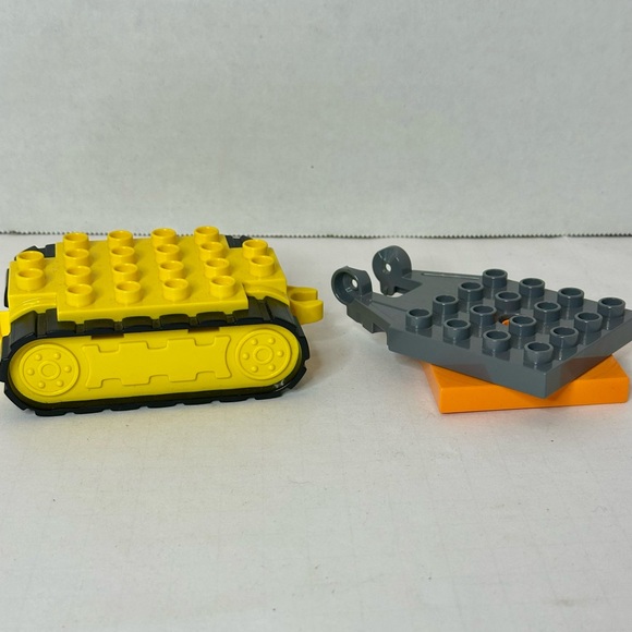 Lego Duplo Construction Trac Platform Excavator Bulldozer Building Toy - Picture 4 of 6